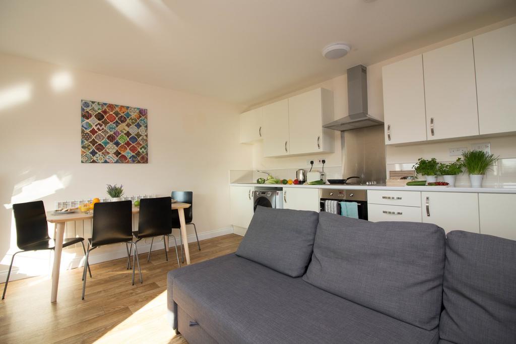 Castle Point Apartments Southampton Premier Lodge Ngoại thất bức ảnh