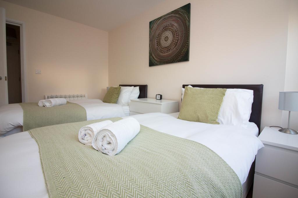 Castle Point Apartments Southampton Premier Lodge Ngoại thất bức ảnh