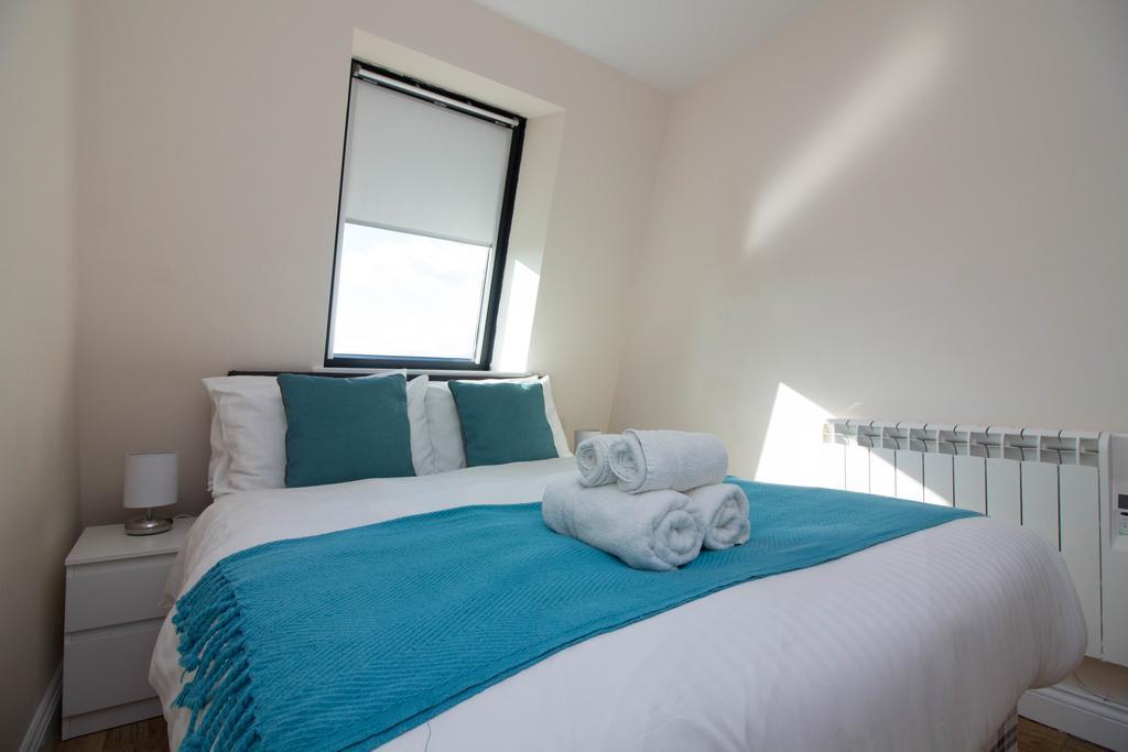 Castle Point Apartments Southampton Premier Lodge Ngoại thất bức ảnh