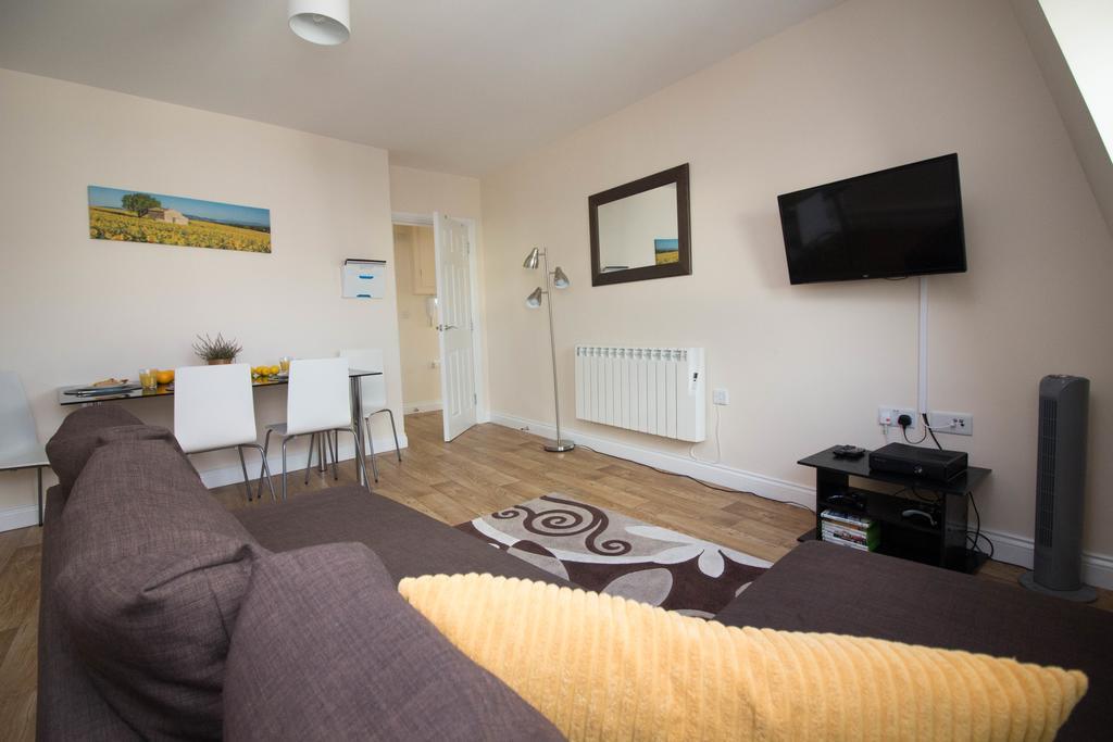 Castle Point Apartments Southampton Premier Lodge Ngoại thất bức ảnh