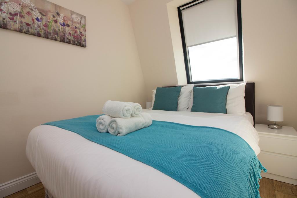 Castle Point Apartments Southampton Premier Lodge Ngoại thất bức ảnh