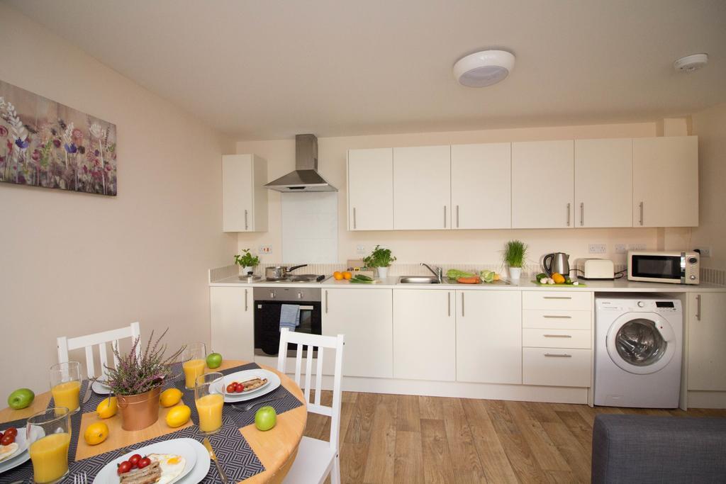 Castle Point Apartments Southampton Premier Lodge Ngoại thất bức ảnh