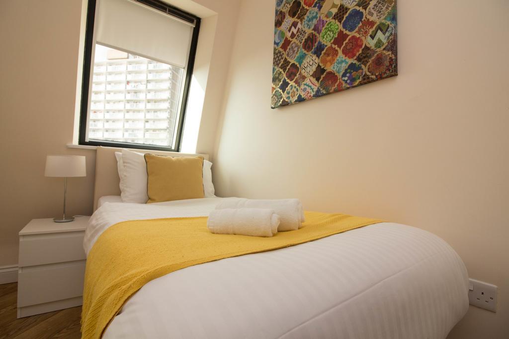 Castle Point Apartments Southampton Premier Lodge Ngoại thất bức ảnh