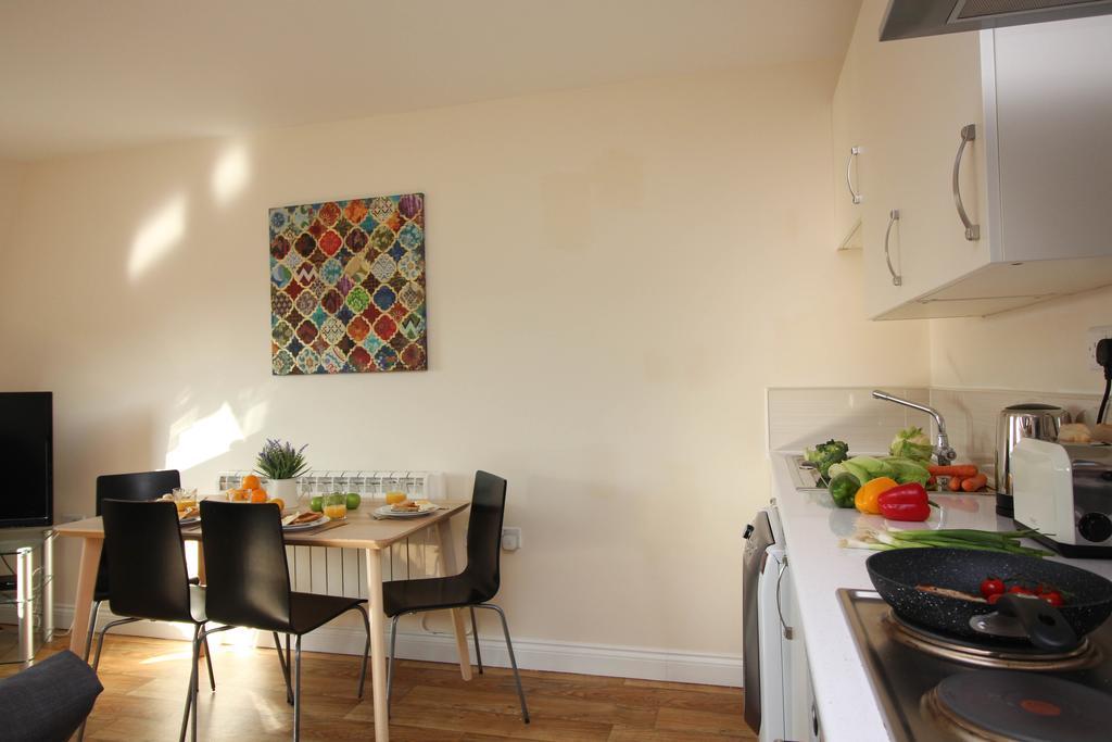 Castle Point Apartments Southampton Premier Lodge Ngoại thất bức ảnh