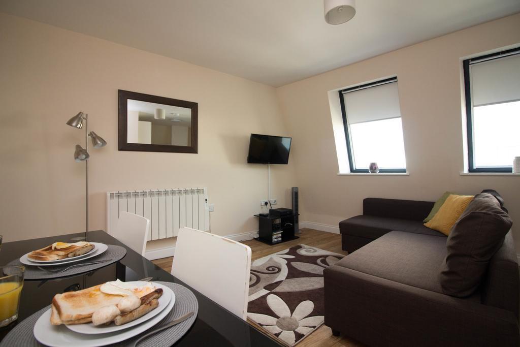 Castle Point Apartments Southampton Premier Lodge Ngoại thất bức ảnh