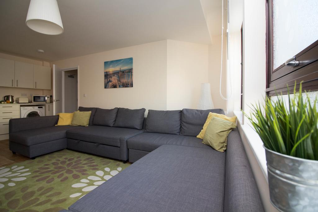 Castle Point Apartments Southampton Premier Lodge Ngoại thất bức ảnh