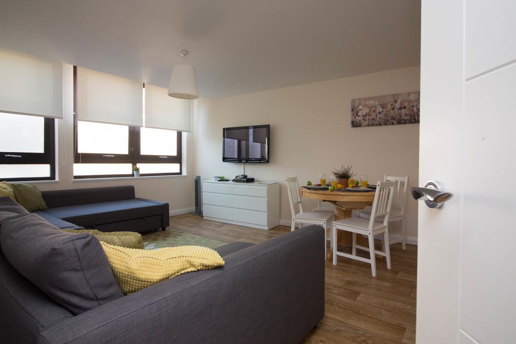 Castle Point Apartments Southampton Premier Lodge Ngoại thất bức ảnh