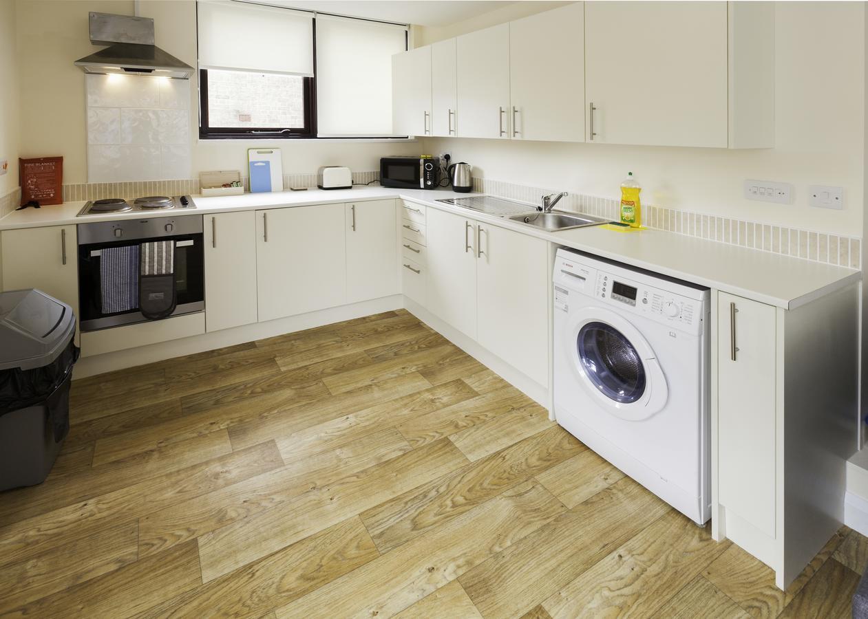 Castle Point Apartments Southampton Premier Lodge Ngoại thất bức ảnh
